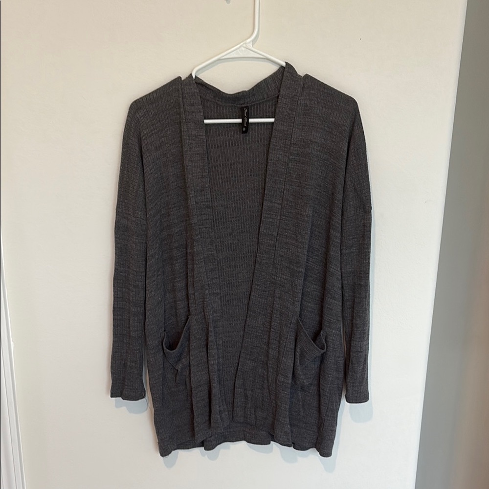 Final Touch Gray Cardigan Sweater